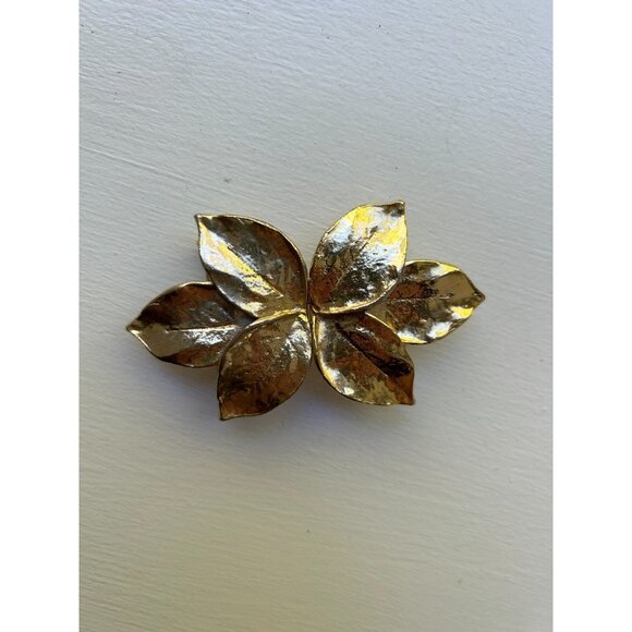 MIMI DI N 1981 Belt Buckle LEAVES Interlocking Gold Tone Metal Vintage Signed - Picture 1 of 9